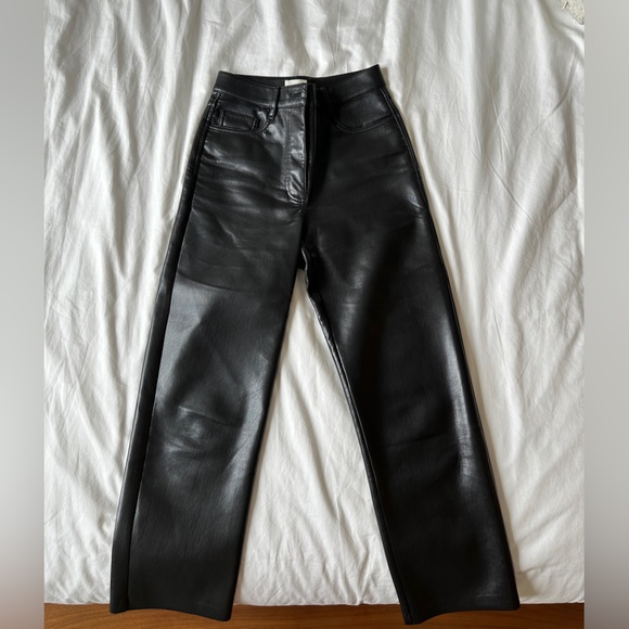 Wilfred The Melina Pant (Vegan Leather) - High waisted, Regular Length - Picture 4 of 4
